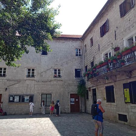 Centar Starog Grada Lägenhet Kotor Exteriör bild