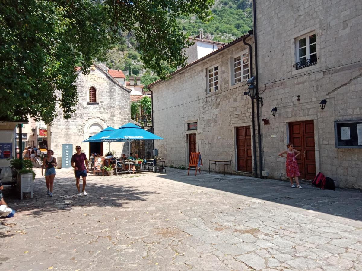 Centar Starog Grada Lägenhet Kotor Exteriör bild